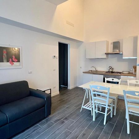 Meschihouse - Liberty 25 Apartment Леко Екстериор снимка
