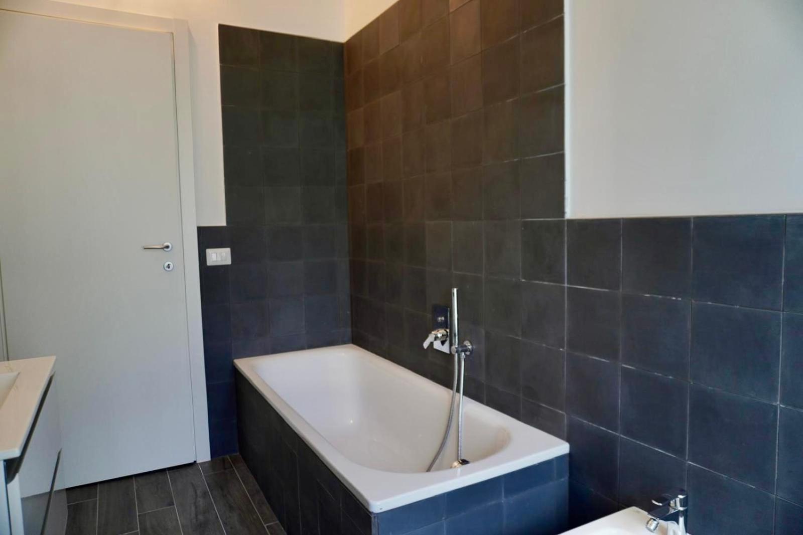 Meschihouse - Liberty 25 Apartment Леко Екстериор снимка