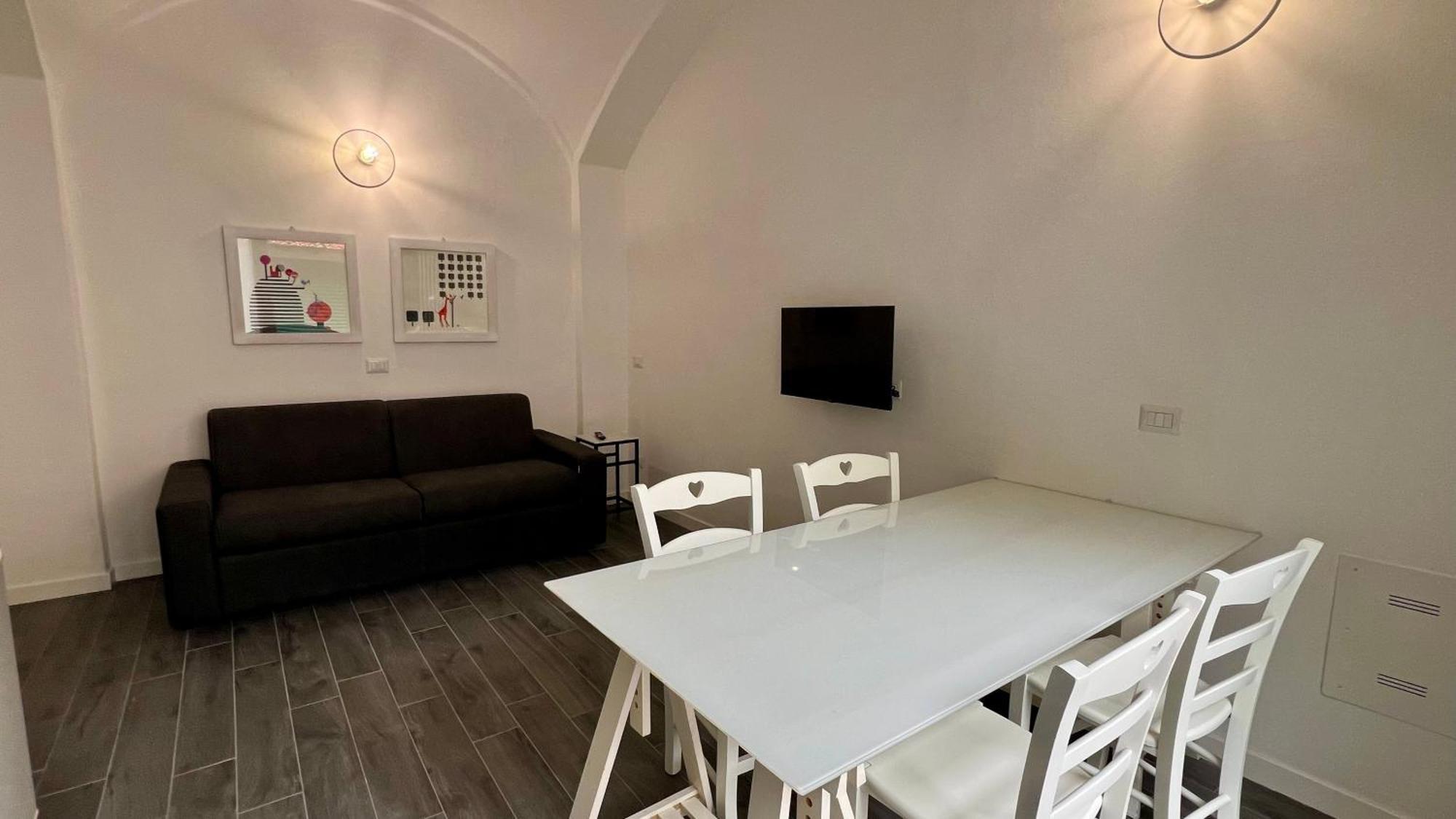 Meschihouse - Liberty 25 Apartment Леко Екстериор снимка